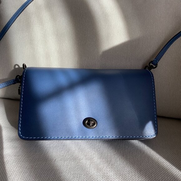 NWOT Coach 1941 Dinky Blue Crossbody Bag - Picture 5 of 5